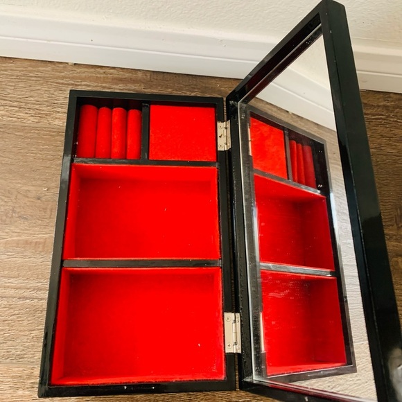 Jewelry box - Picture 8 of 11